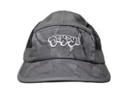 Gorra DKY 5 Paneles Curva Malla - Bomb - Gris/Camo