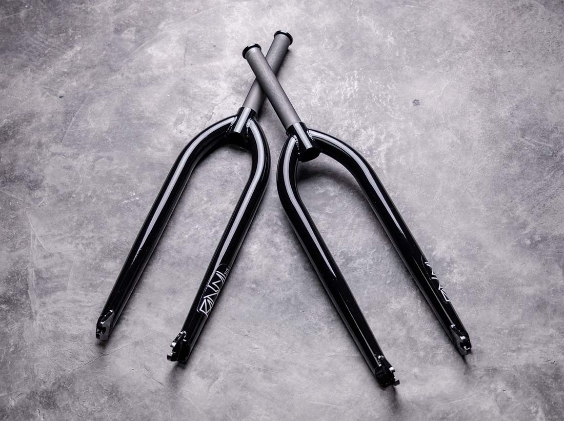 Tenedor Mutanty Radical 26" - Negro - Image 3